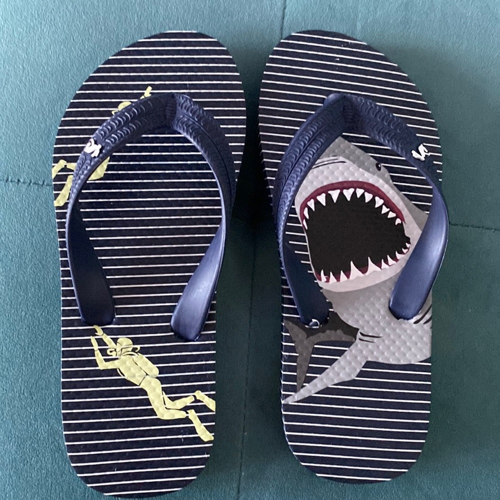 Joules flip flops